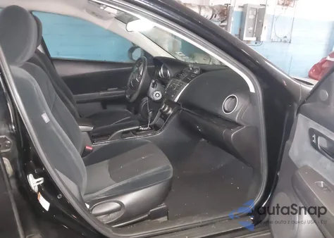 2010 Mazda Mazda6 I Touring z USA, uszkodzony, nr VIN 1YVHZ8CH0A5M34698